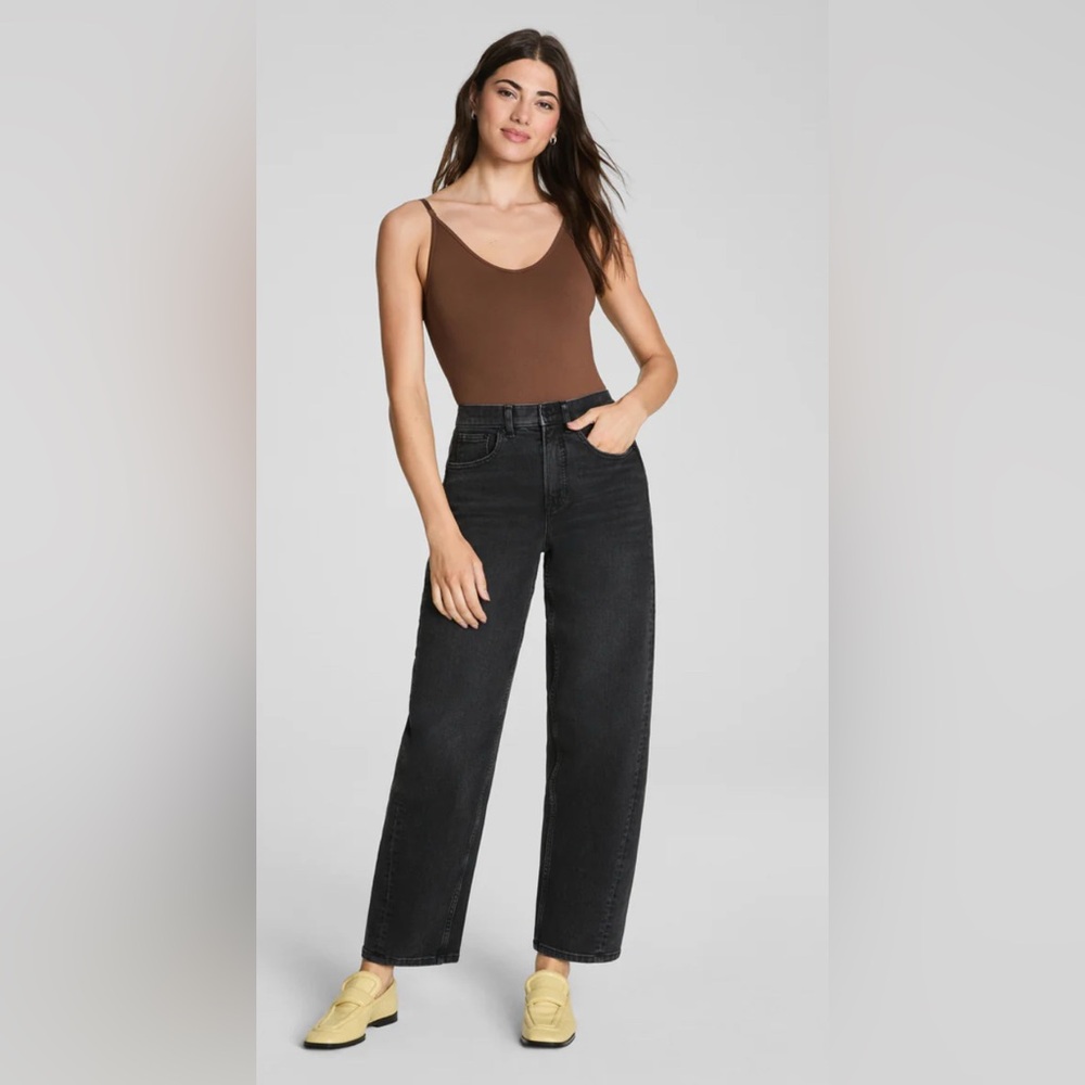 Brand new XS Petite SPANX Barrel Leg Black Women's Jeans